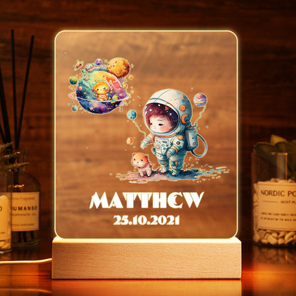 Personalized LED Astronaut Lamp Kids Night Light With Names And Birthdate
